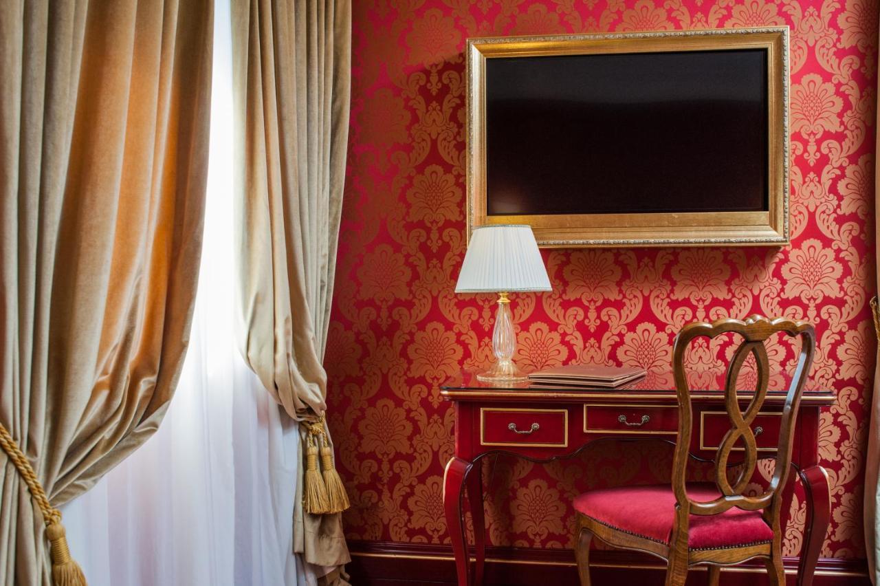 Hotel Ai Reali - Small Luxury Of The World Venetië